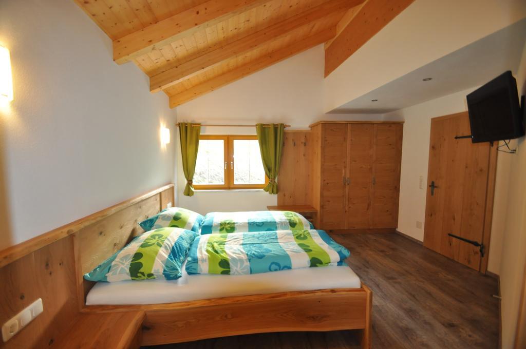 Apartment Lacklhof Großkirchheim Habitación foto